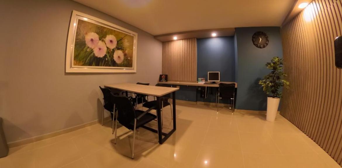 Hotel Quinta De Cabecera Bucaramanga Exteriér fotografie
